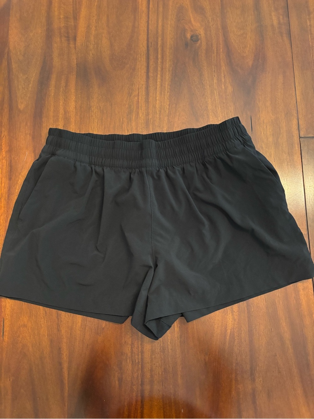 Athleta Black Athletic Pull-On Shorts
